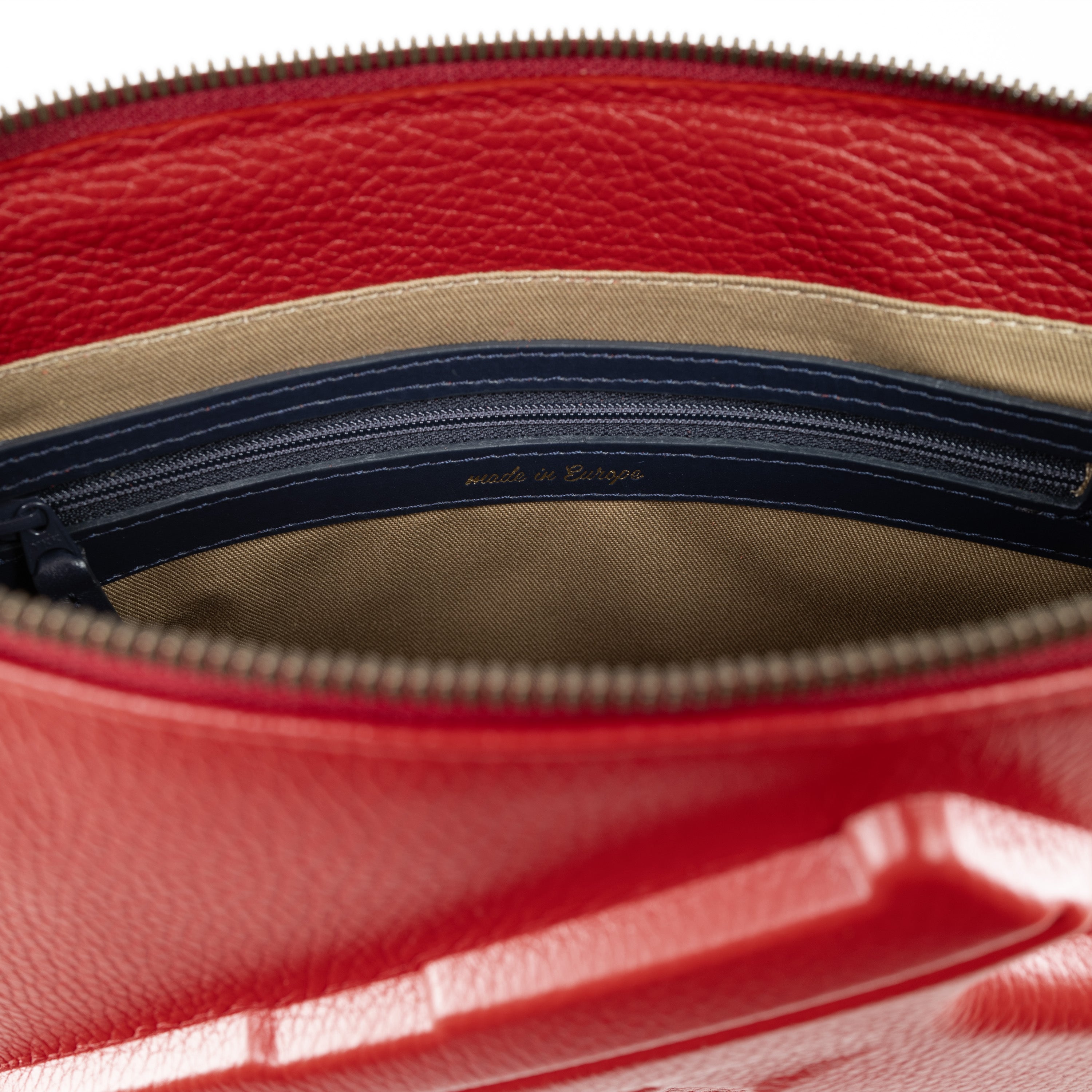 Purse Gun in Red
