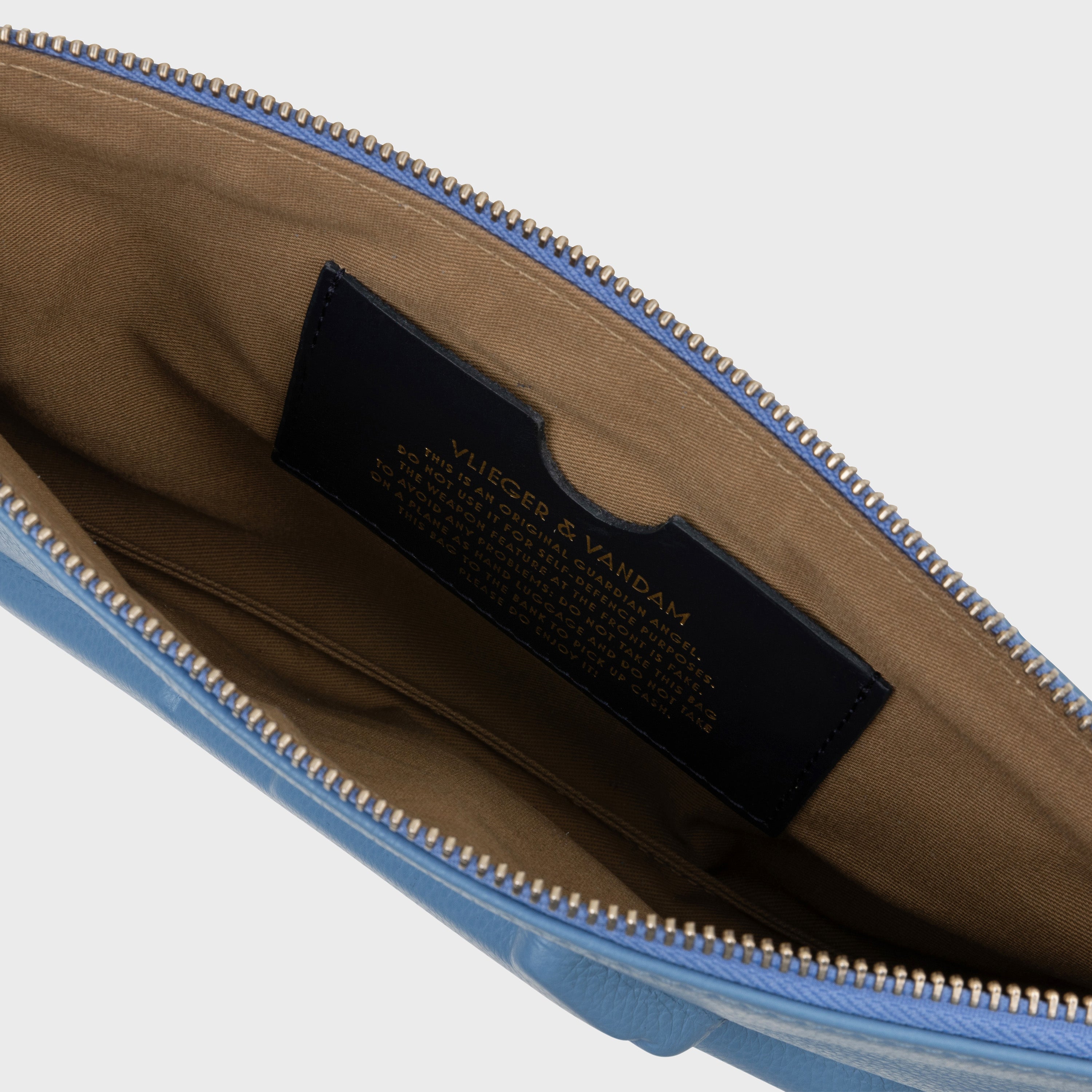 Pouch Gun