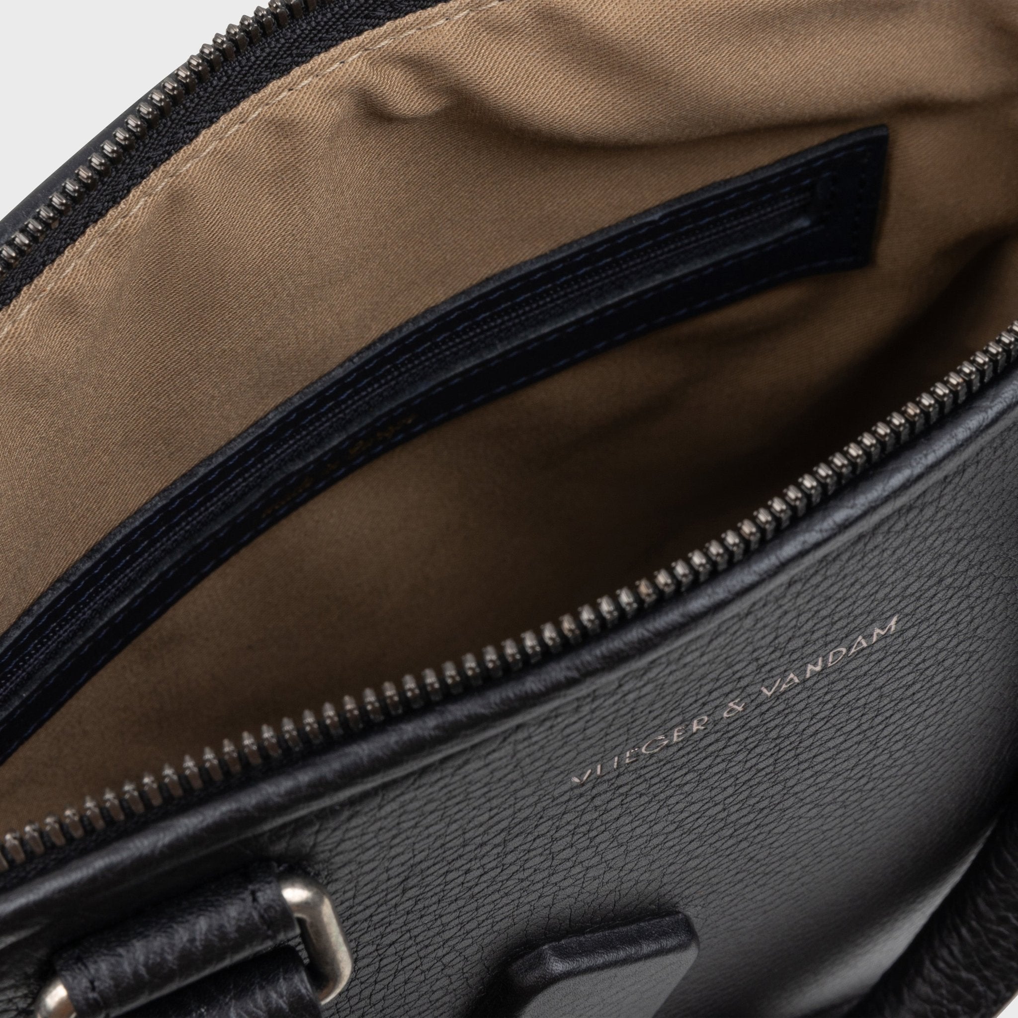 Classic Small Crucifix - Vlieger & Vandam