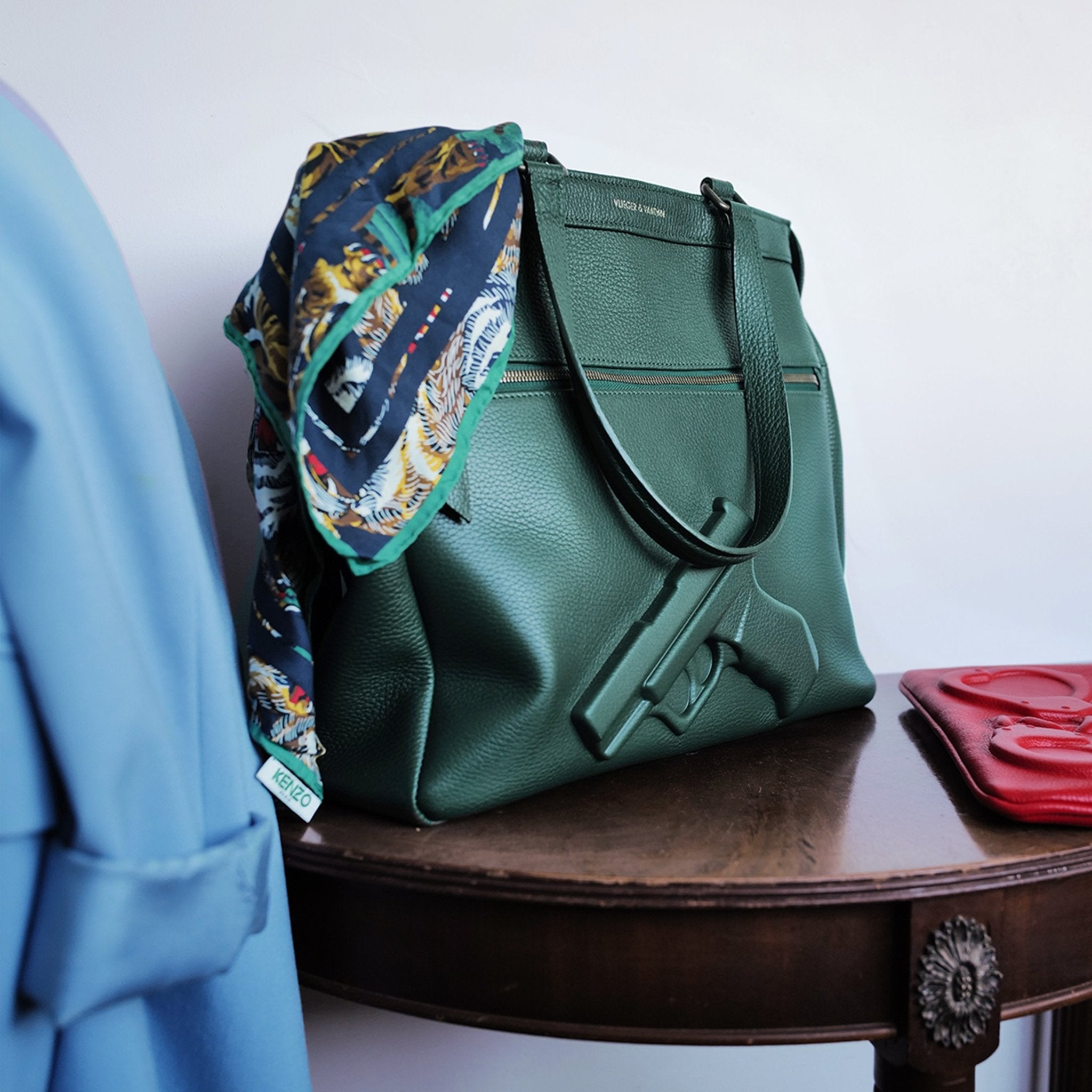 Square Tote Gun - Vlieger & Vandam