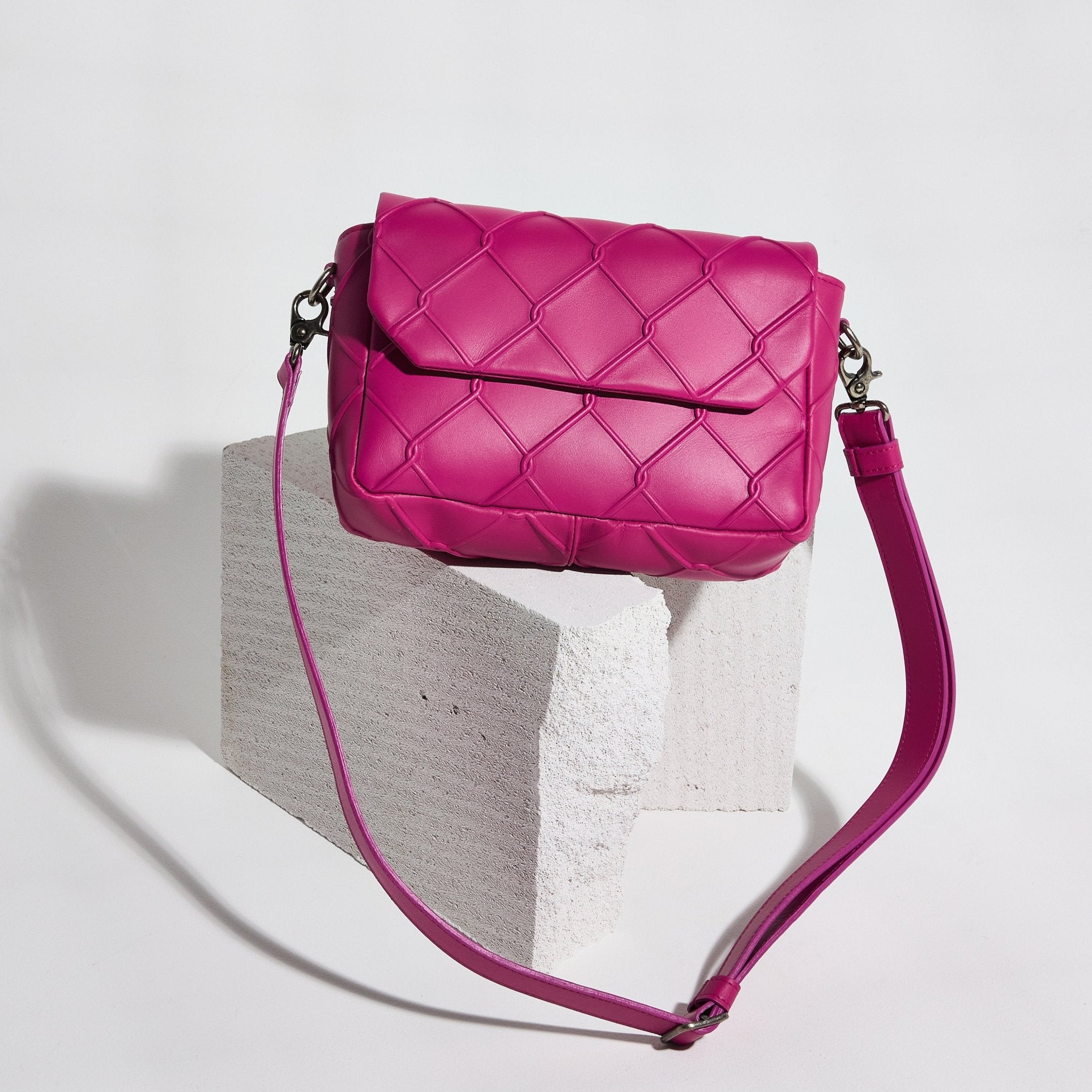 Shoulder Bag Fence in Pink - Vlieger & Vandam