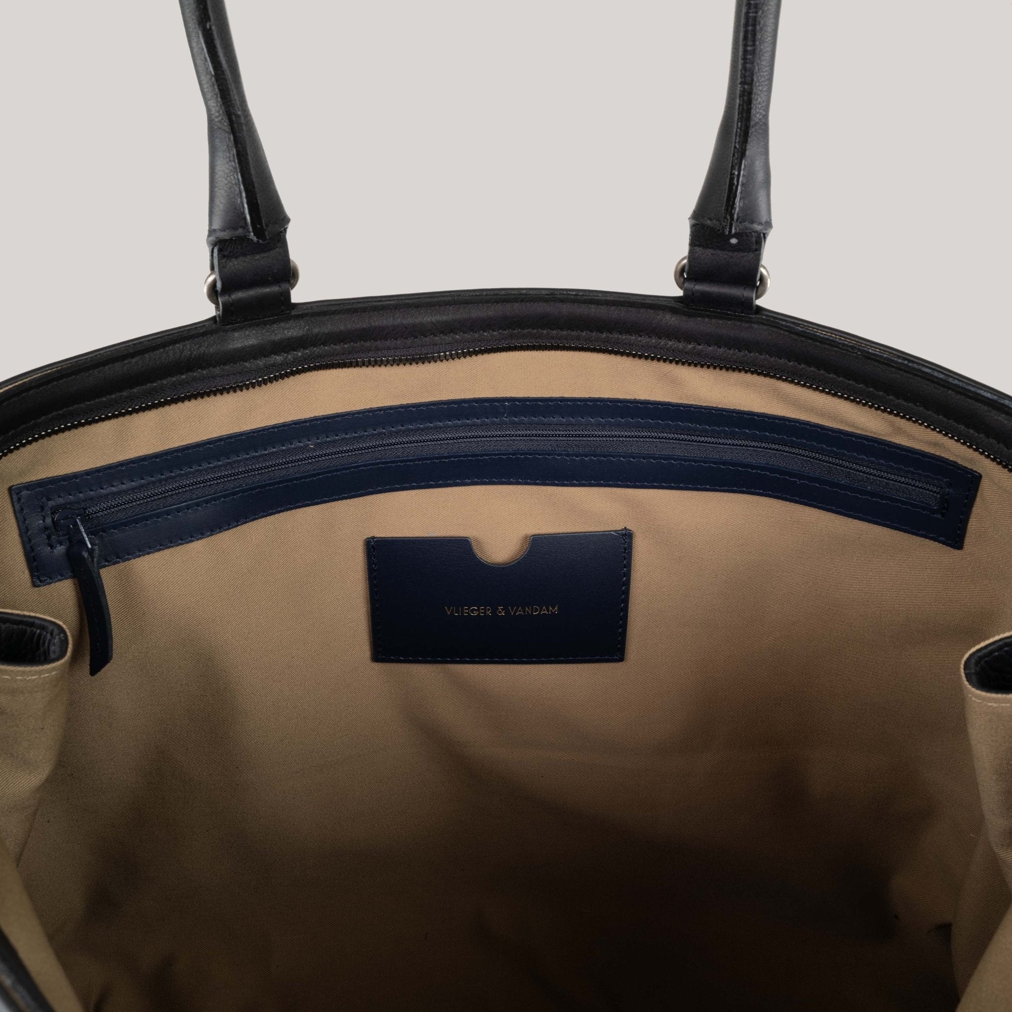 Tote XL Fence in Black - Vlieger & Vandam