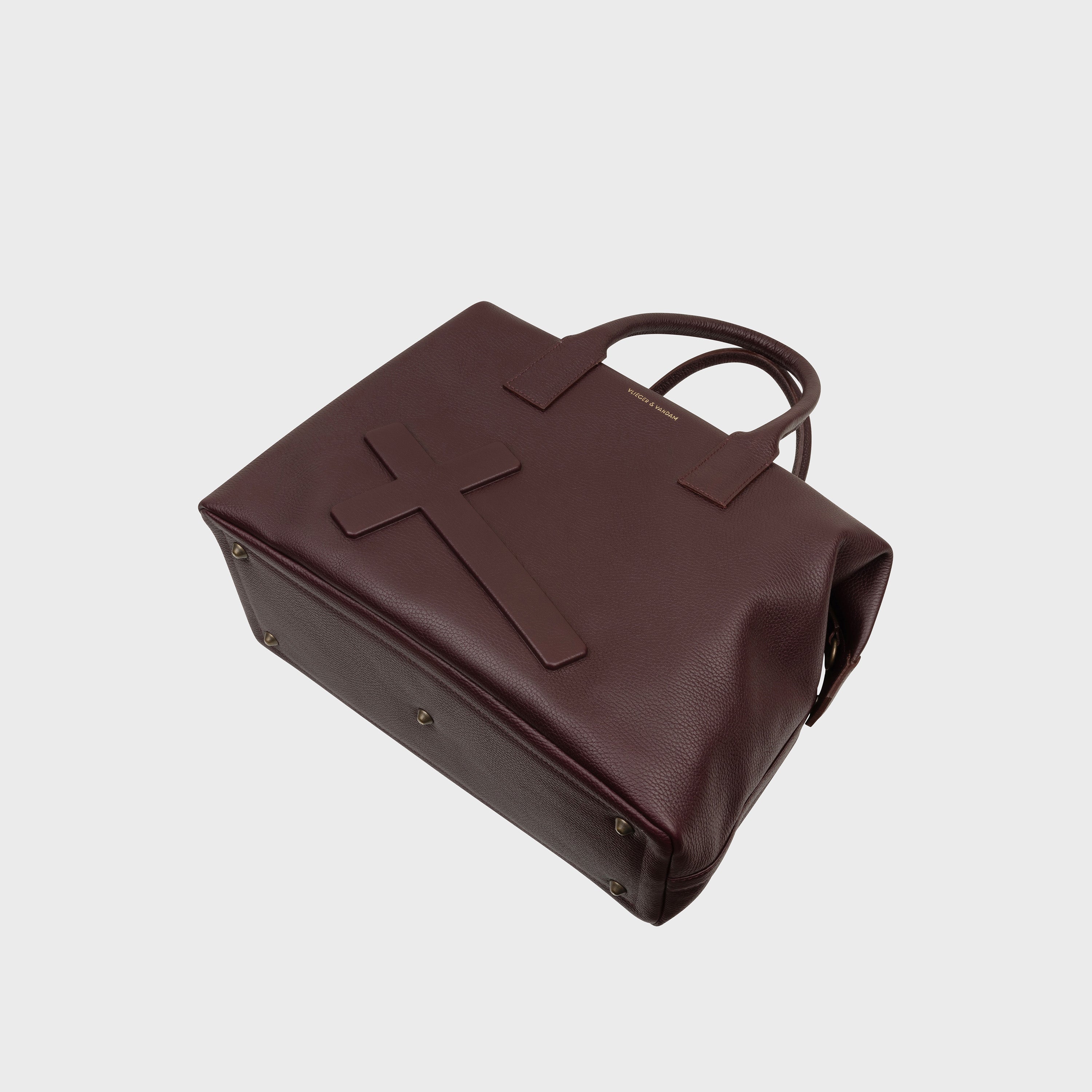 Weekender Crucifix