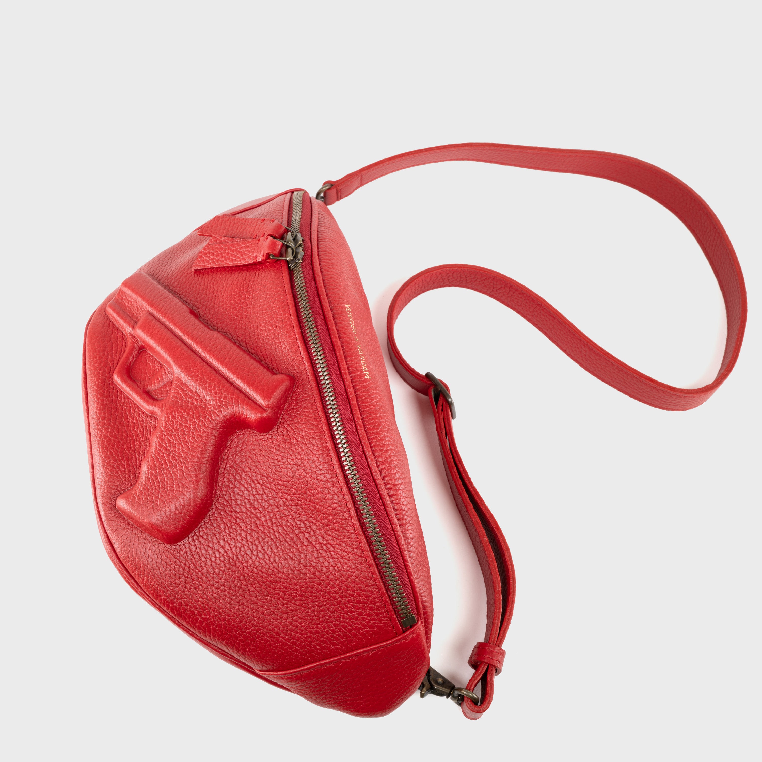 Belt Bag Gun in Red