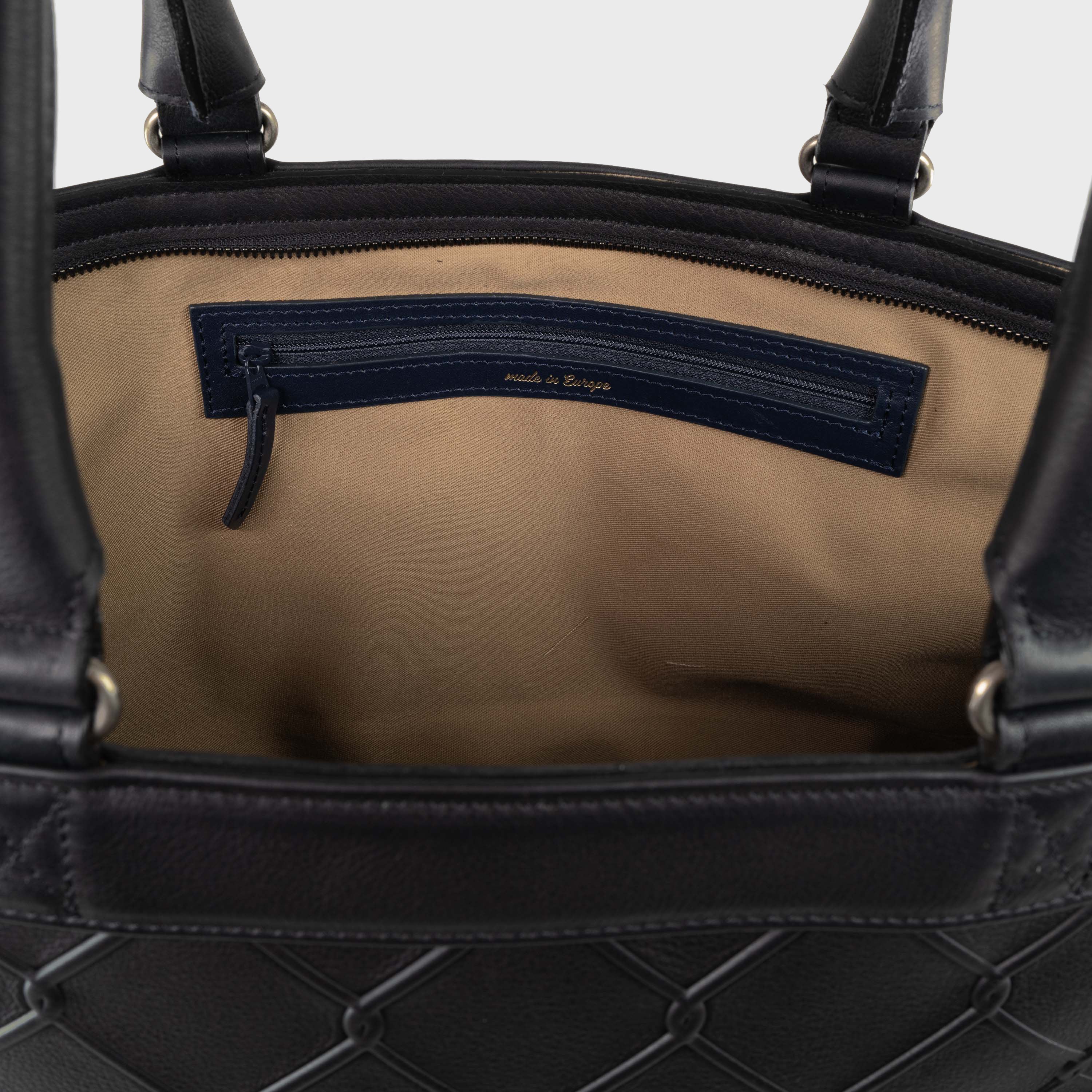 Tote XL Fence in Black
