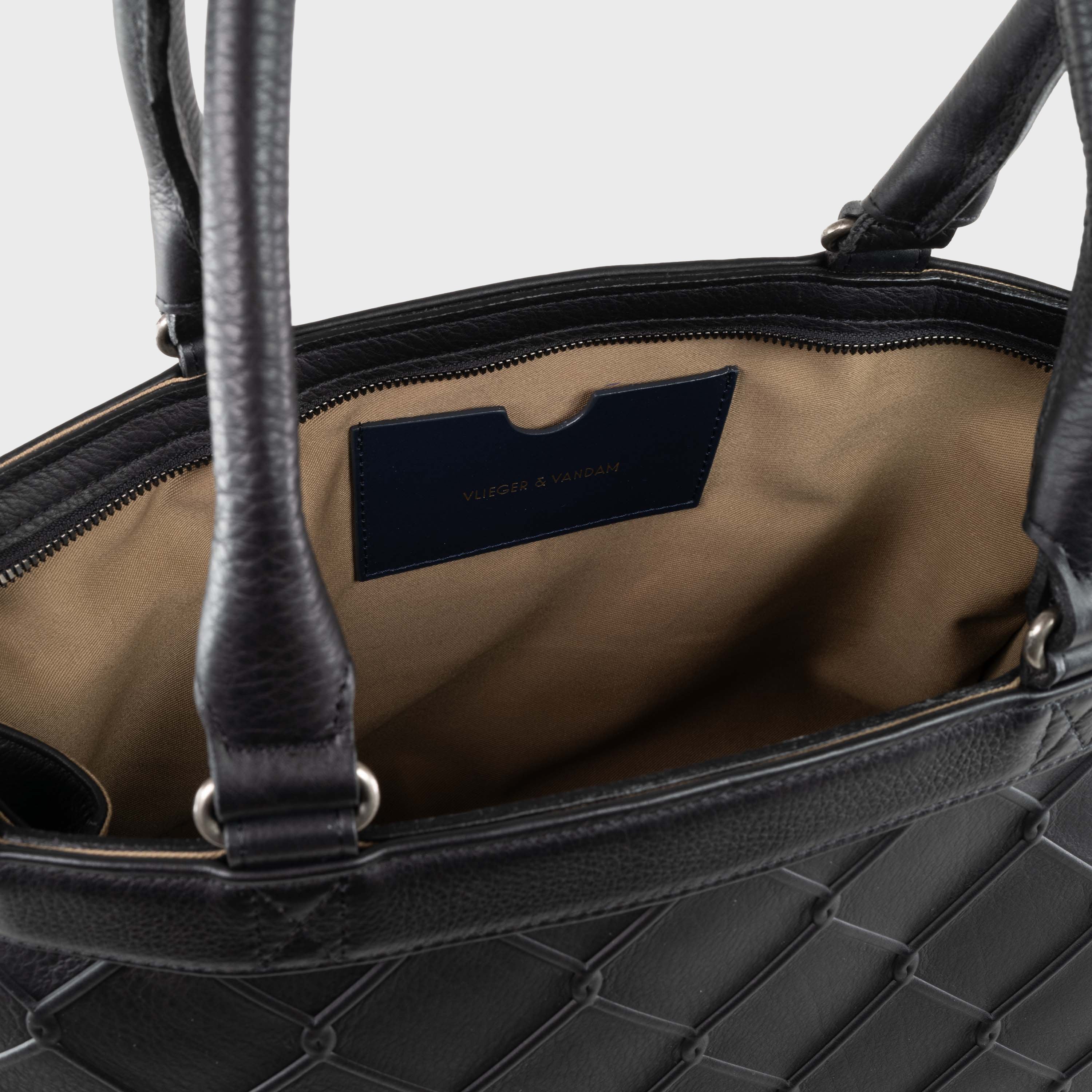 Small Tote Fence in Black