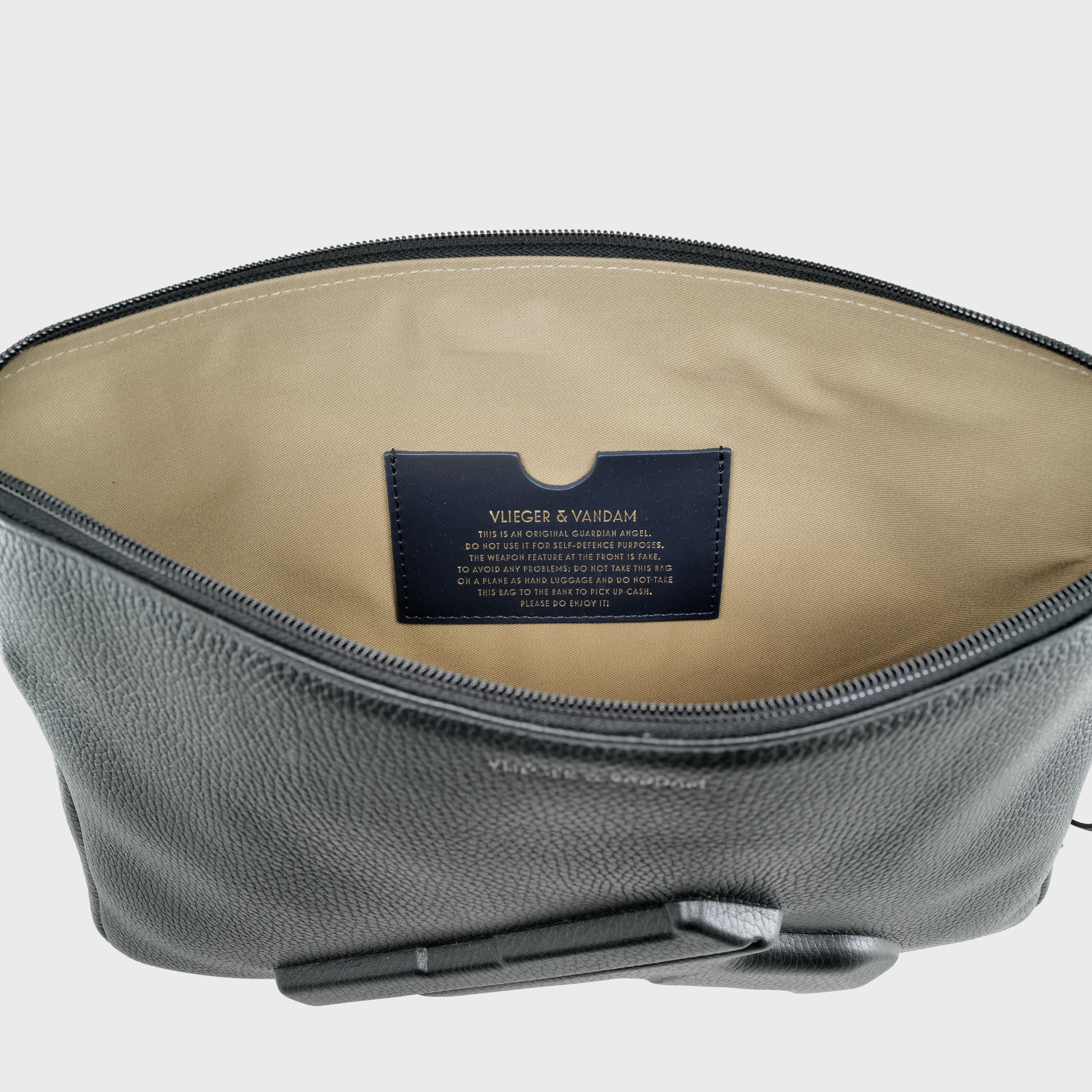 Sleeve 13 Inch Gun in Black | Vlieger & Vandam