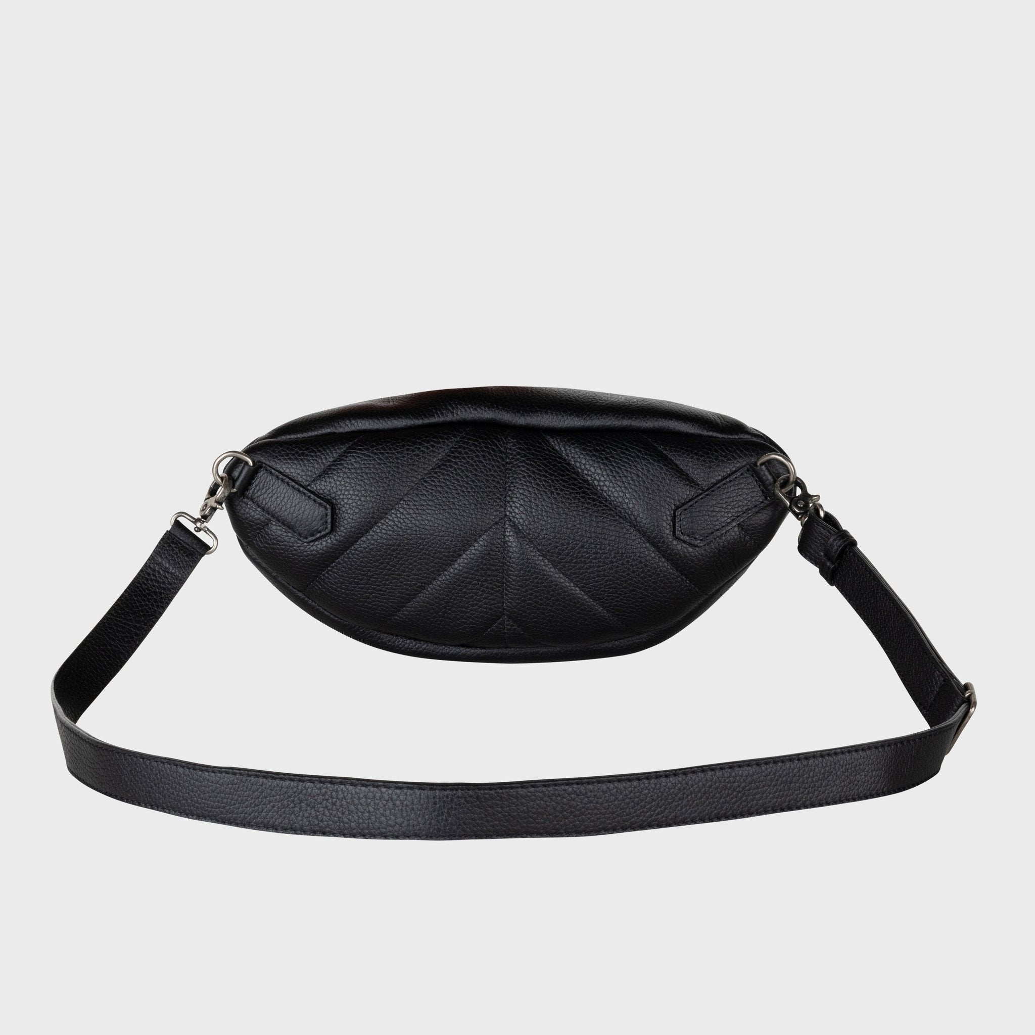 Belt Bag Crucifix in Black | Vlieger & Vandam