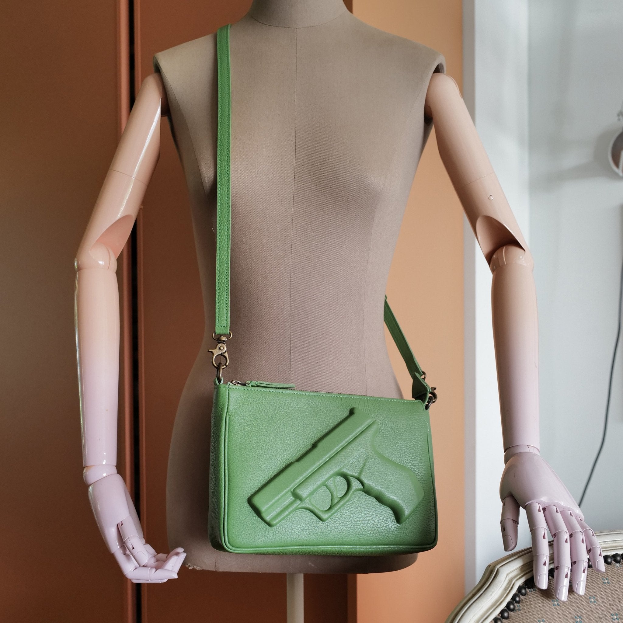 Purse Gun in Grass Green | Vlieger & Vandam