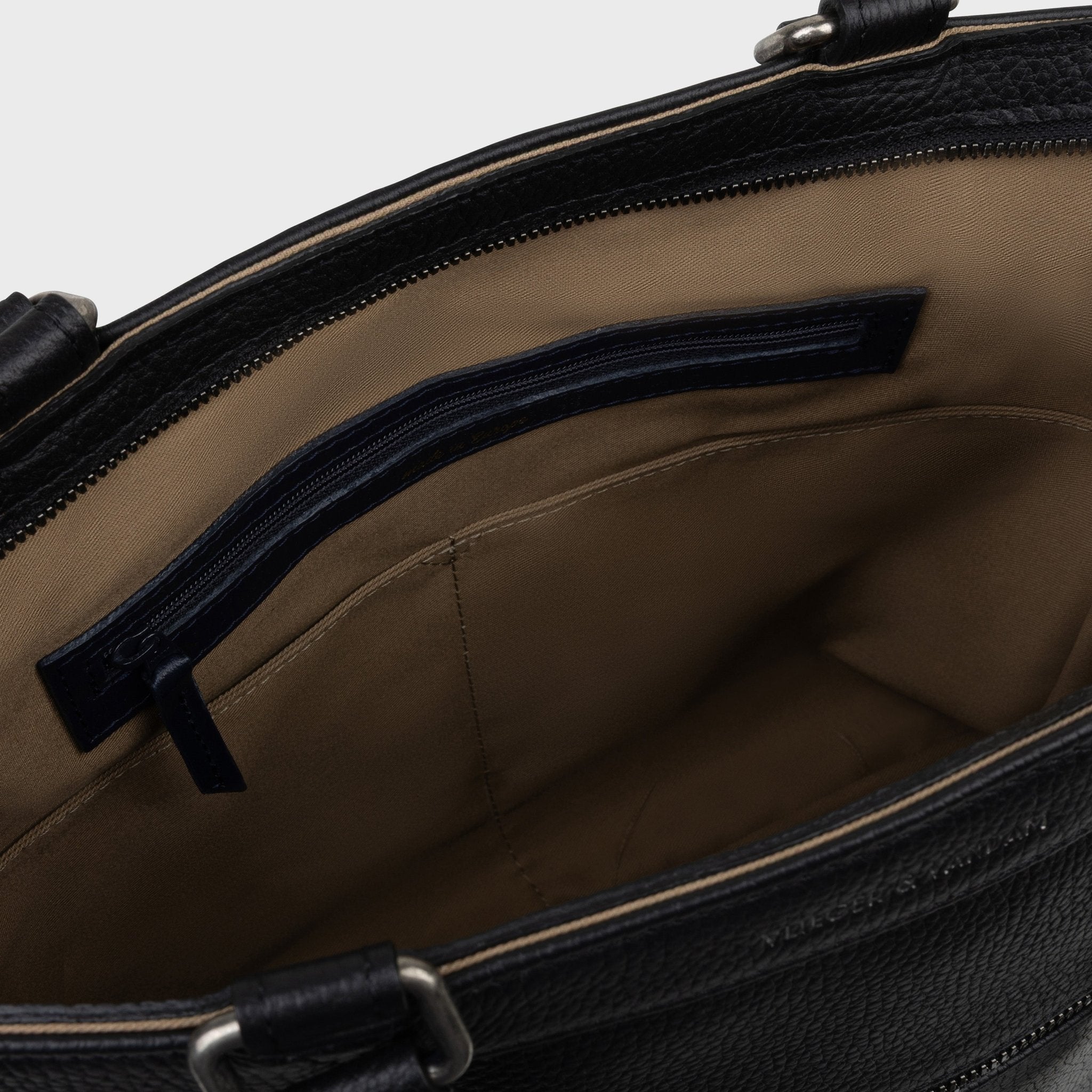 Square Tote Crucifix in Black | Vlieger & Vandam