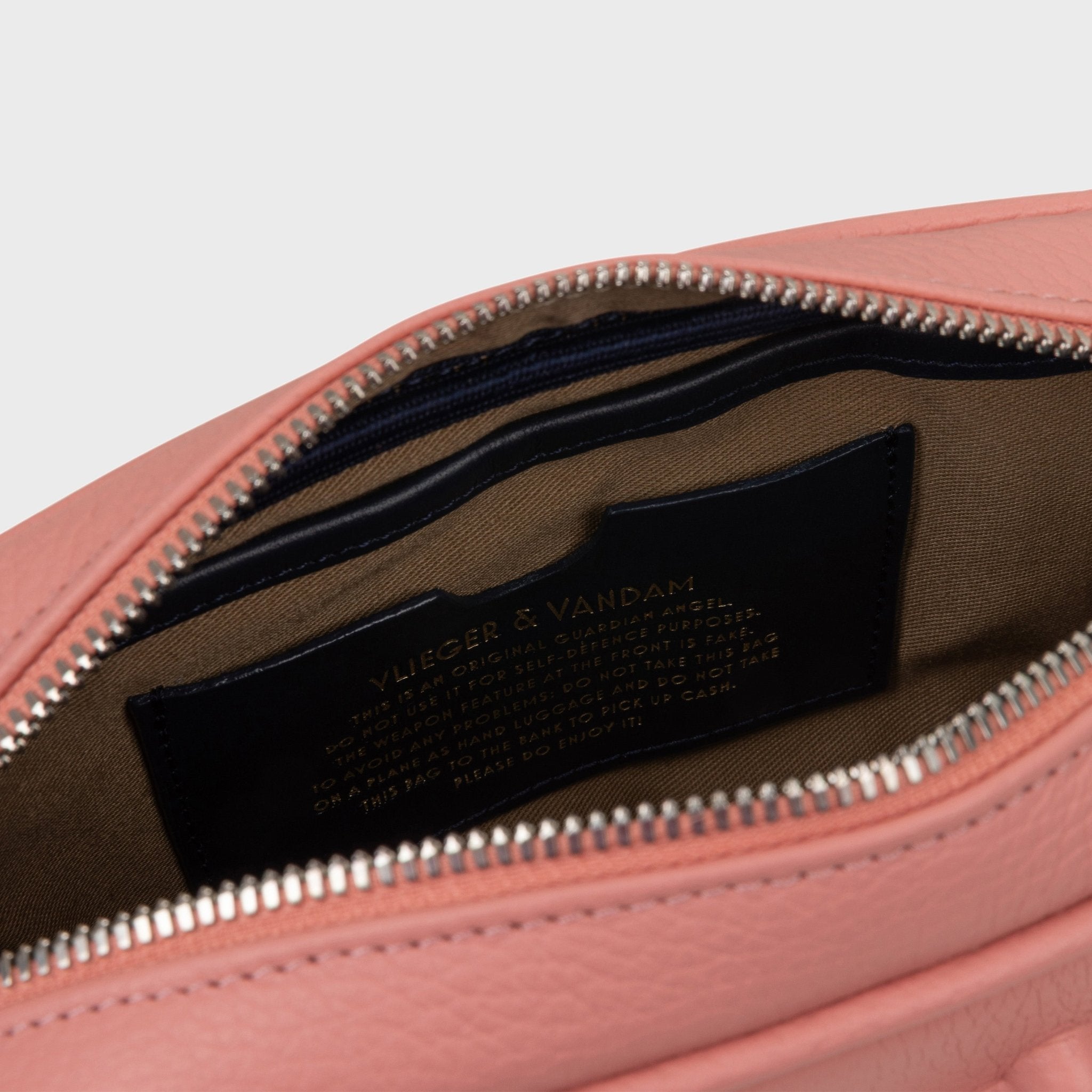 Camera Bag Gun in Pink | Vlieger & Vandam