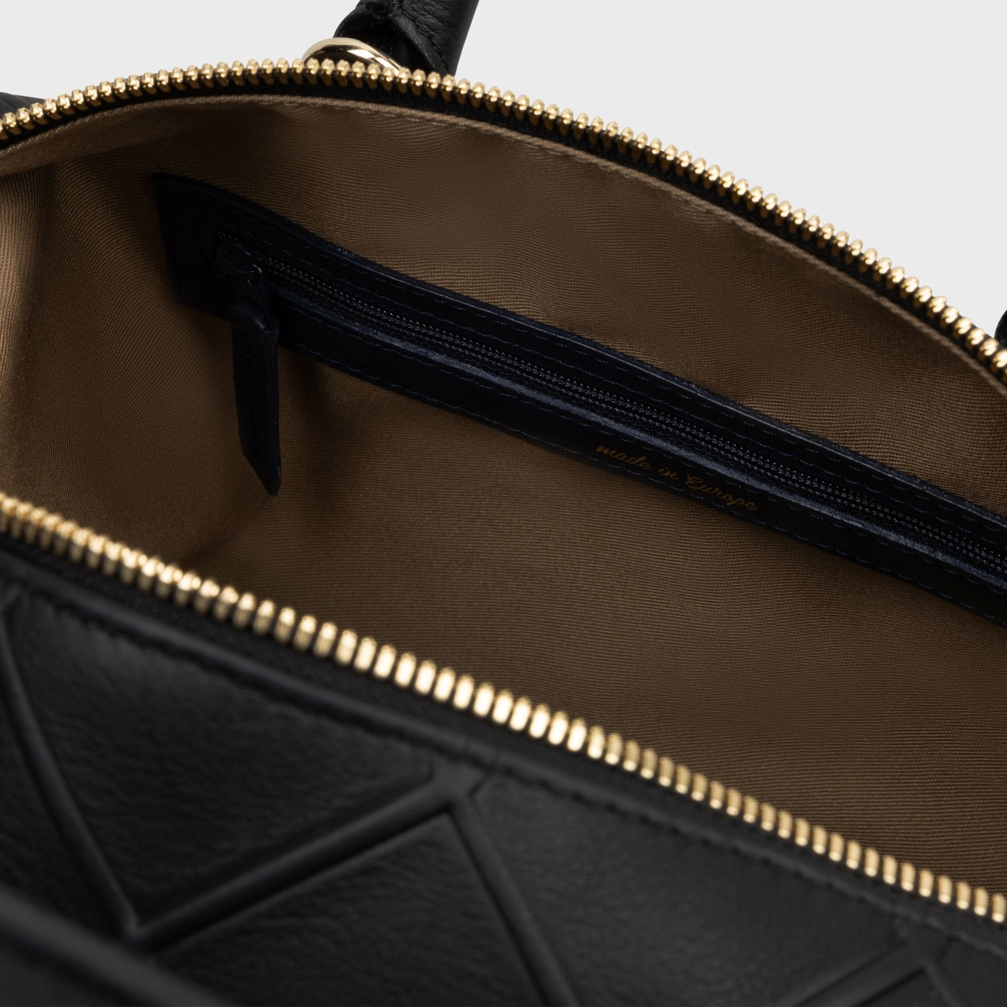 Day Tripper Fence in Black - Vlieger & Vandam