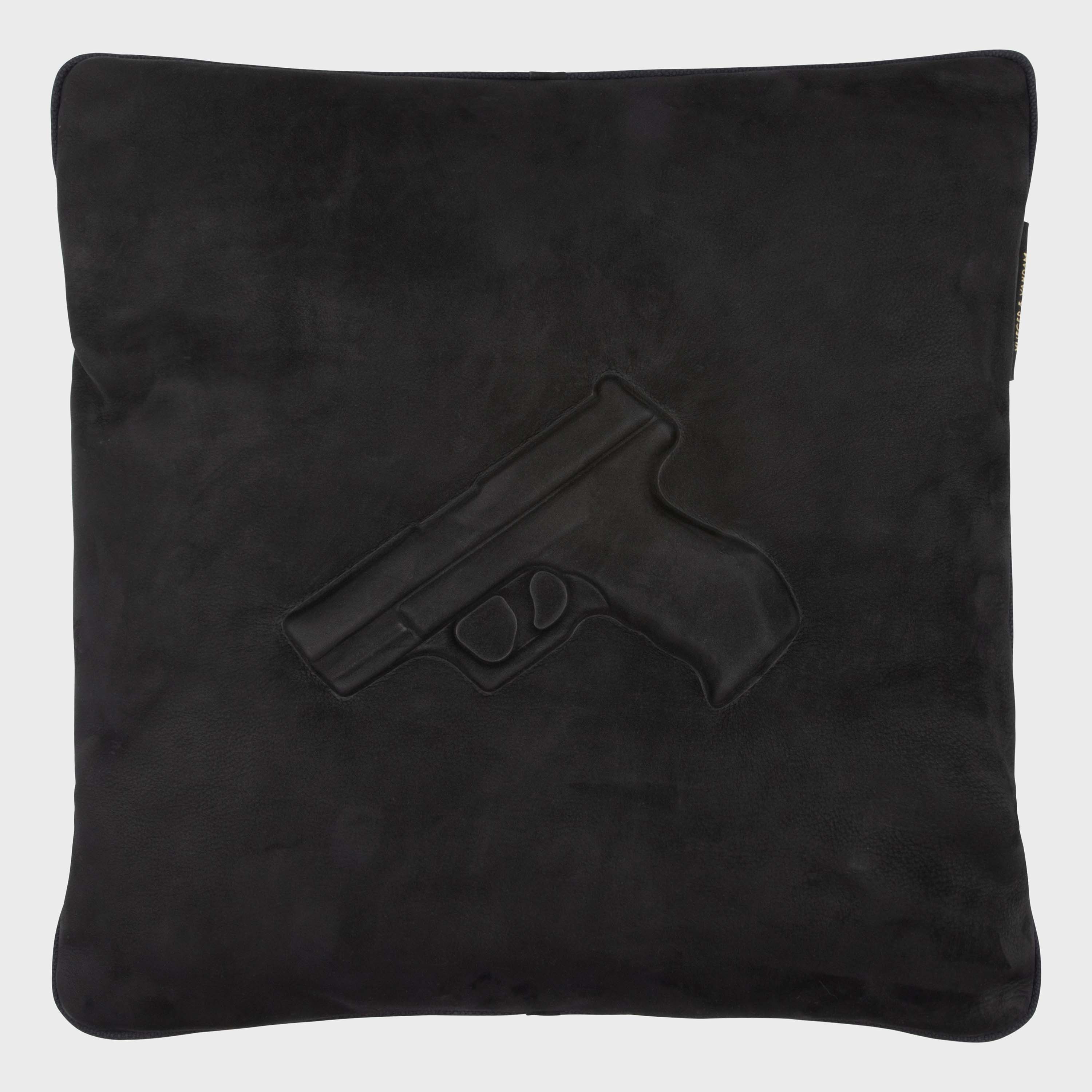 Cushion Gun